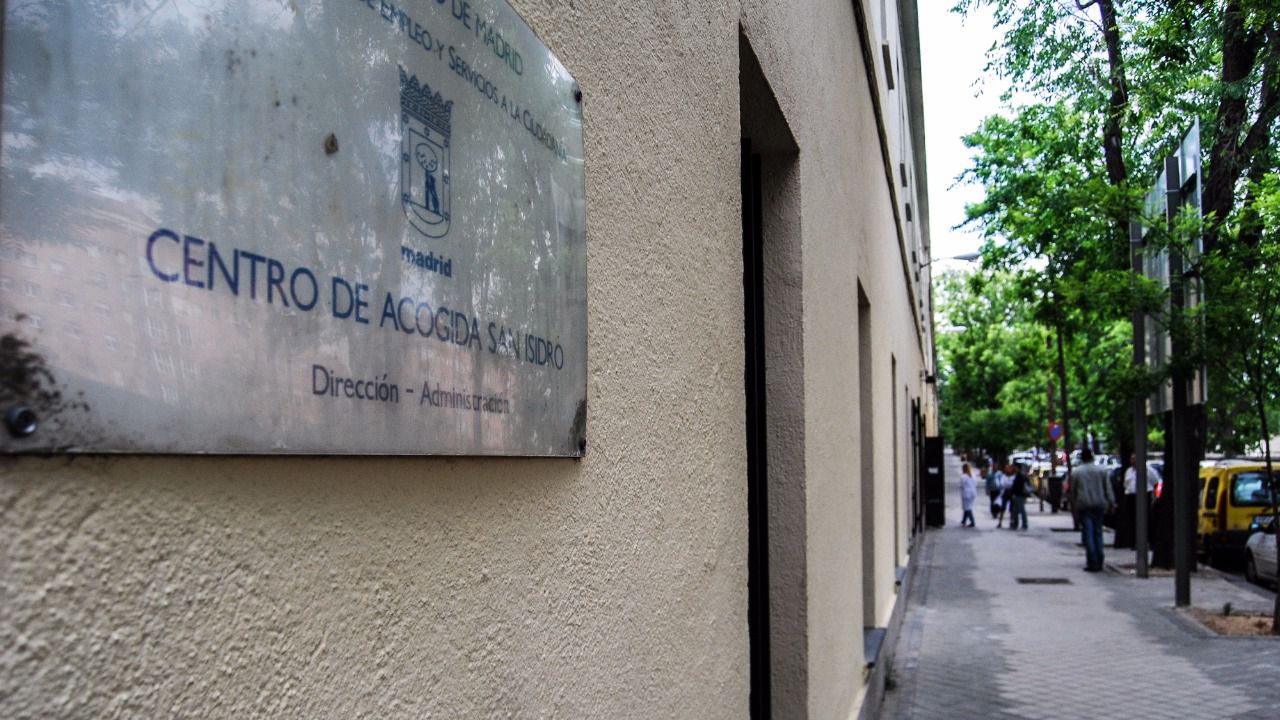 Comida Solidaria en el Centro de Acogida Municipal para personas sin hogar “San Isidro”