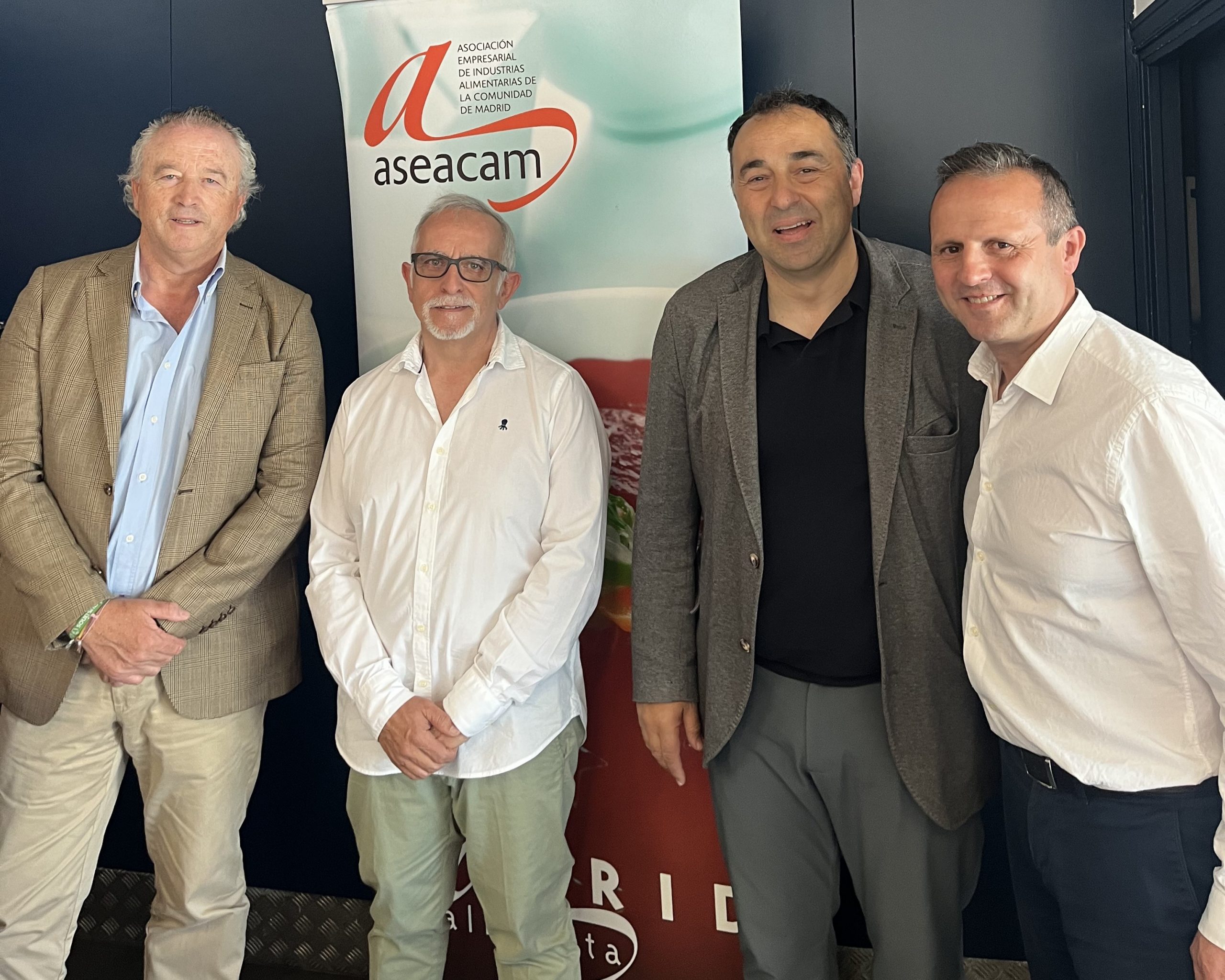 ASEACAM firma acuerdo de colaboración con la empresa BLINKER ESPAÑA
